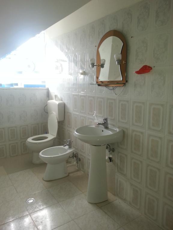 Hotel Ambasador Bahçallëk Habitación foto